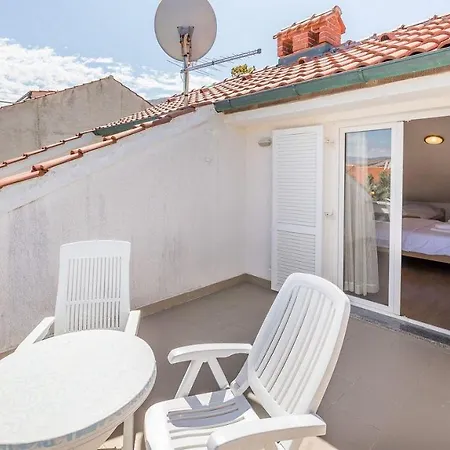 Ferienhaus Grosse Terrasse Mit Meerblick, 200 Meter