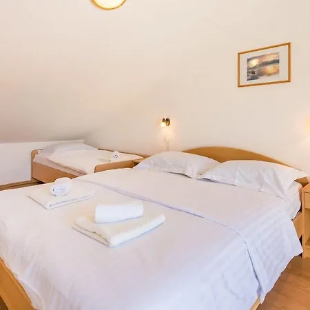 Ferienhaus Grosse Terrasse Mit Meerblick, 200 Meter *