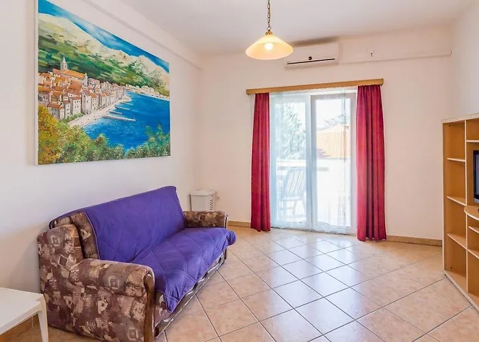 Grosse Terrasse Mit Meerblick, 200 Meter