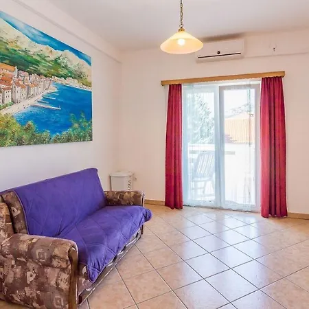 Grosse Terrasse Mit Meerblick, 200 Meter